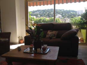 Appartement 80m2 proche centre ville- Climatisé et Parking interieur